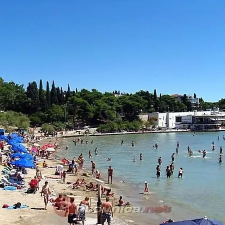 Im Erdgeschoss- Beim Beruehmten Znjan-strand By Interhome Appartamento *