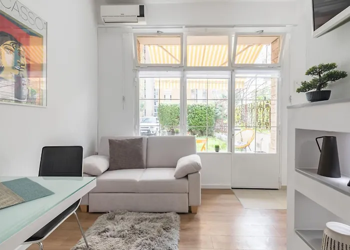 Im Erdgeschoss- Beim Beruehmten Znjan-strand By Interhome Spalato